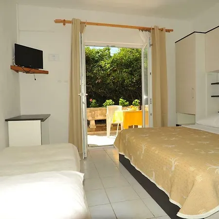 Apartmani Jadranka *